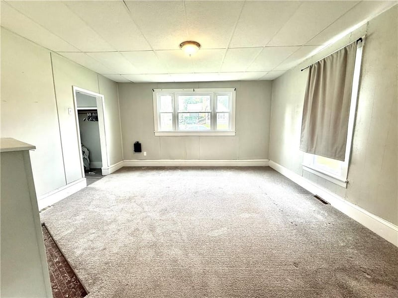 315 Thompson St, Maryville, MO 64468