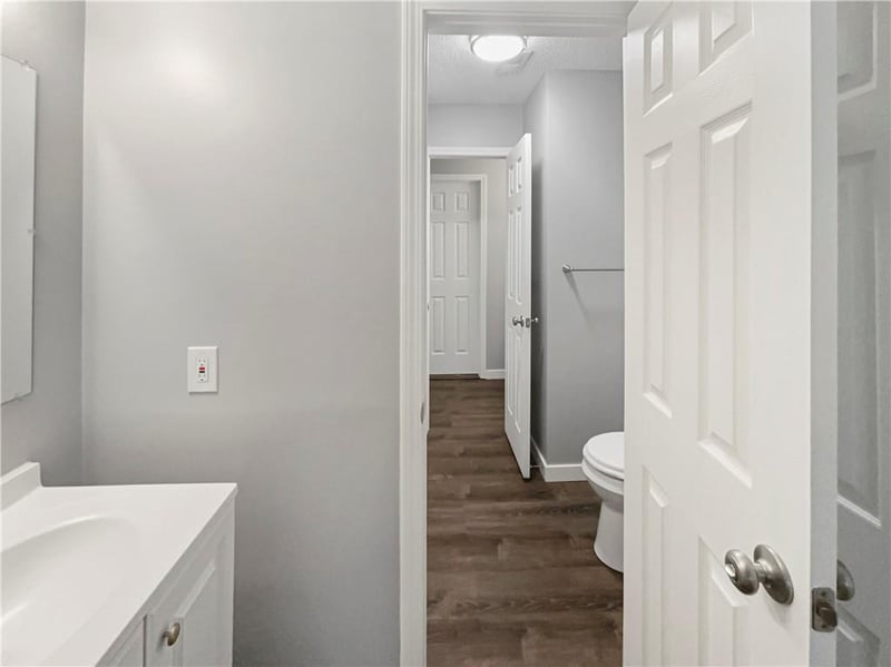 15416 Floyd St, Overland Park, KS 66223