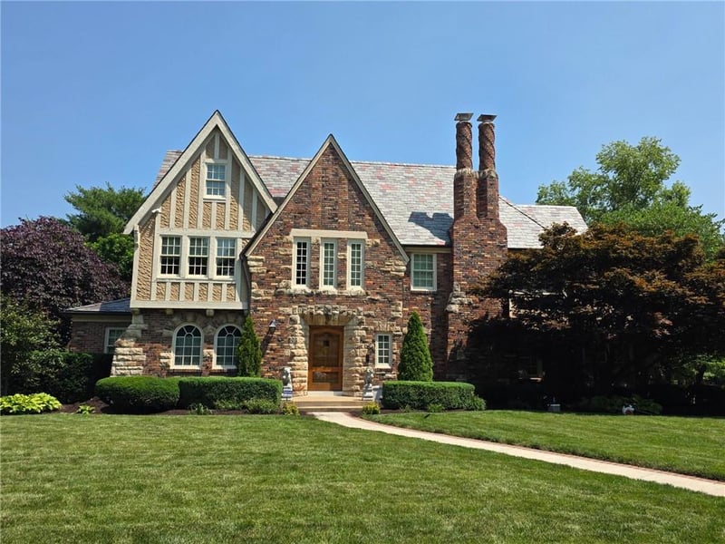 804 W 64th Ter, Kansas City, MO 64113