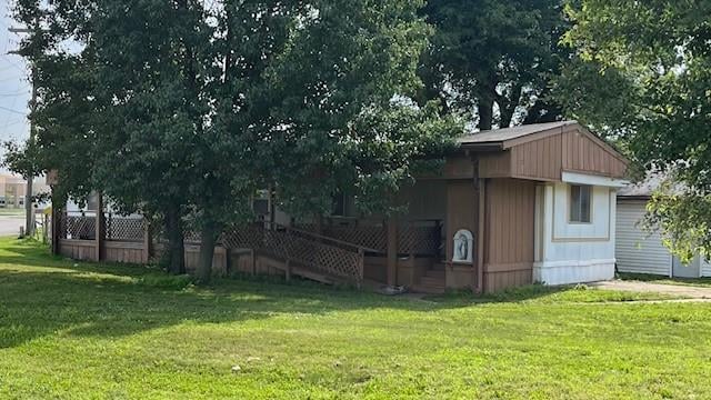 304 Libel St, Elwood, KS 66024