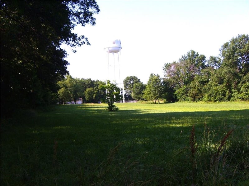 E Walnut St, Arma, KS 66712