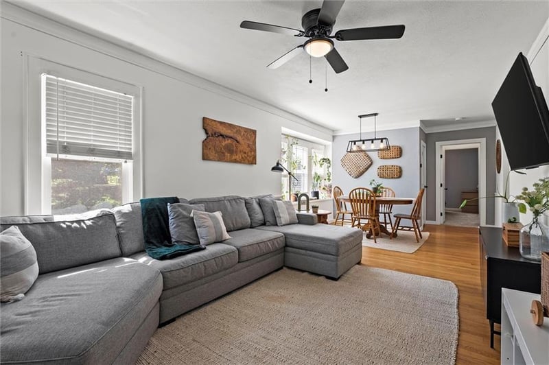 8149 Kansas Ave, Kansas City, KS 66111