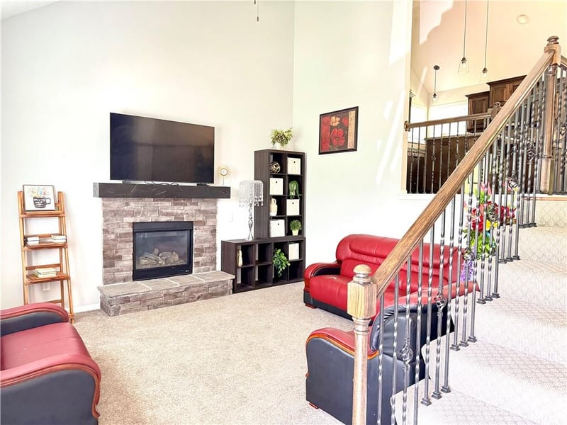 11224 Cernech Rd, Kansas City, KS 66109