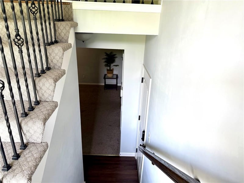 11224 Cernech Rd, Kansas City, KS 66109