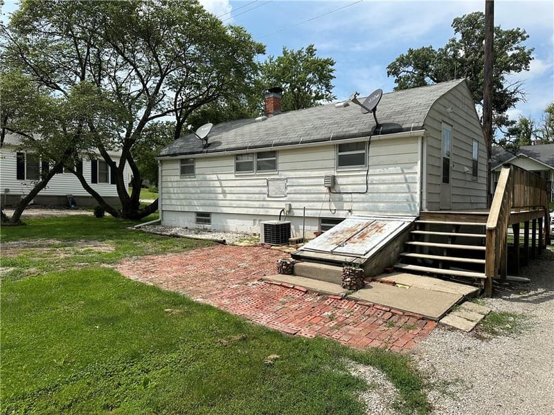 504 6th St, Maryville, MO 64468