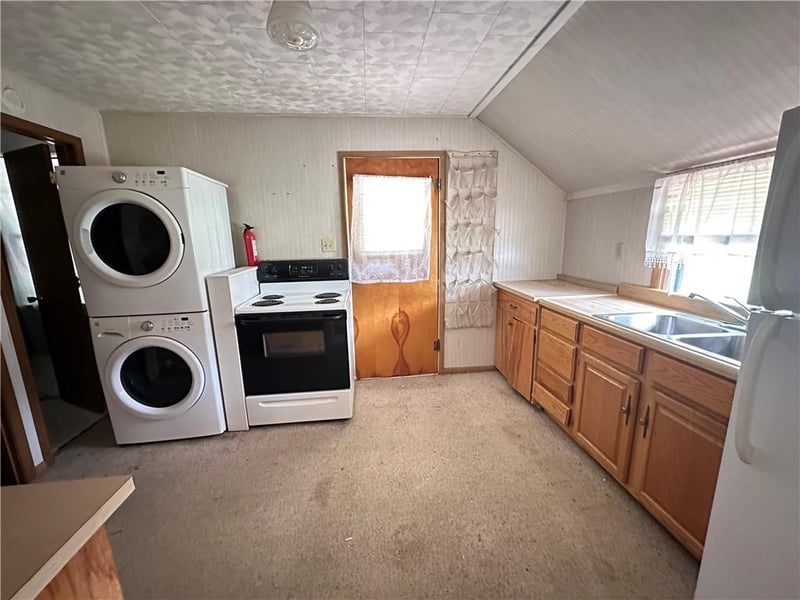 504 6th St, Maryville, MO 64468