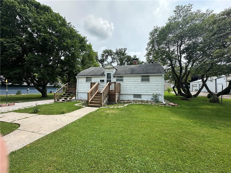 504 6th St, Maryville, MO 64468