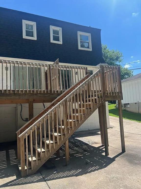 6135 Farrow Ave, Kansas City, KS 66104