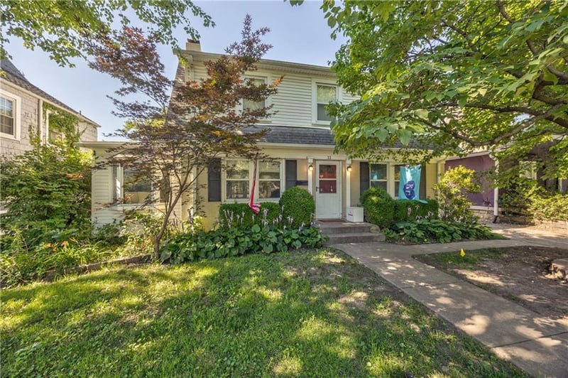 11 W 70th St, Kansas City, MO 64113