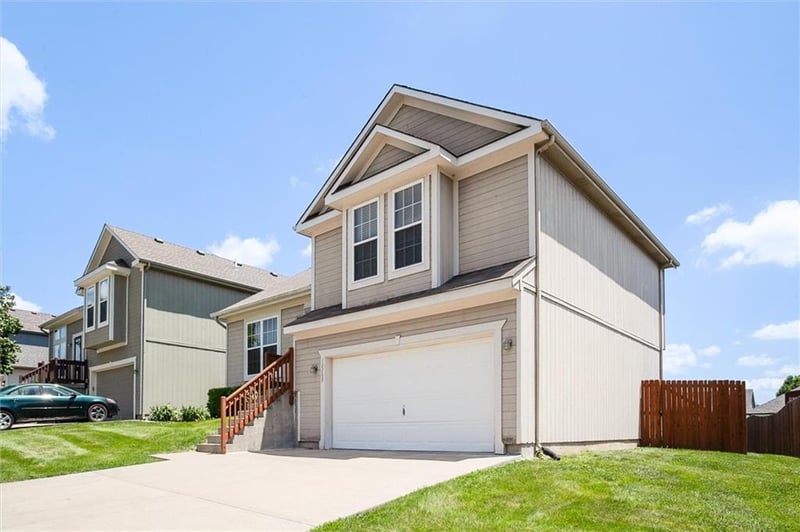 12209 N Atkins Ave, Kansas City, MO 64163