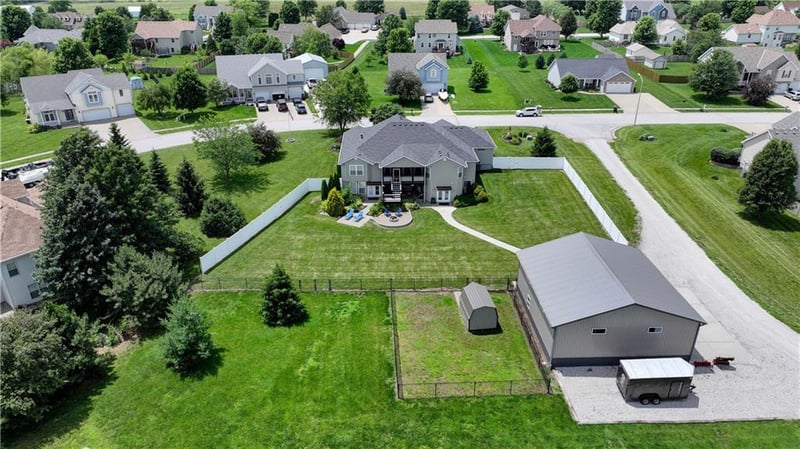 7151 SW Crystal Ln, Trimble, MO 64492
