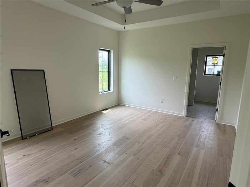 1963 Harvest Rd, Liberty, MO 64068