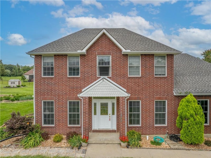 1503 Nottingham Dr, Warrensburg, MO 64093