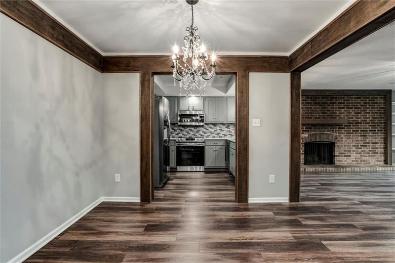 10734 Glenwood St #A, Overland Park, KS 66211