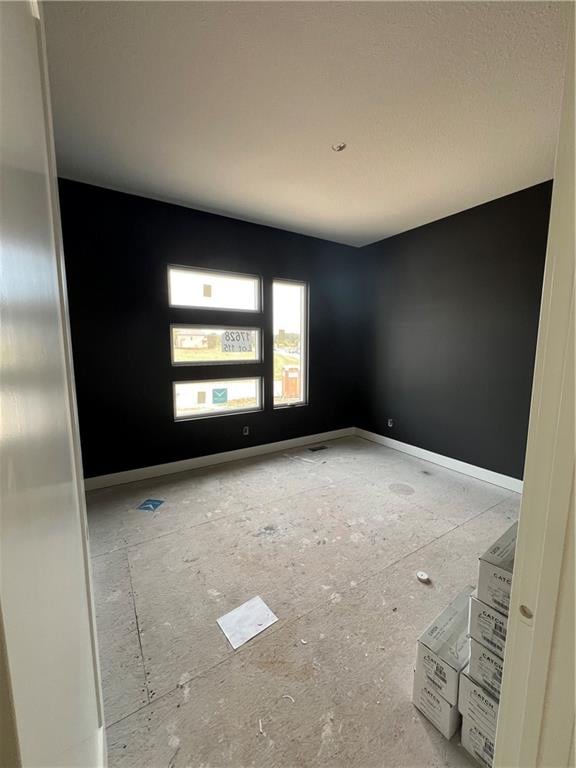 2412 W 177th St, Overland Park, KS 66085
