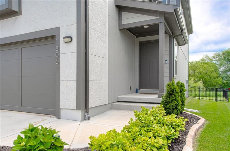 18061 W Hauser St, Overland Park, KS 66013