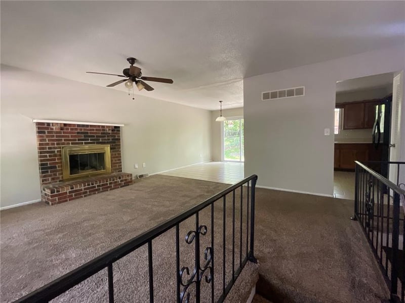 3212 Canterbury Rd, Blue Springs, MO 64015