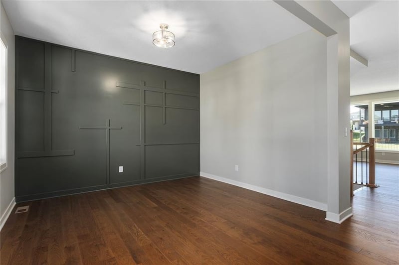 13305 179th St, Overland Park, KS 66013