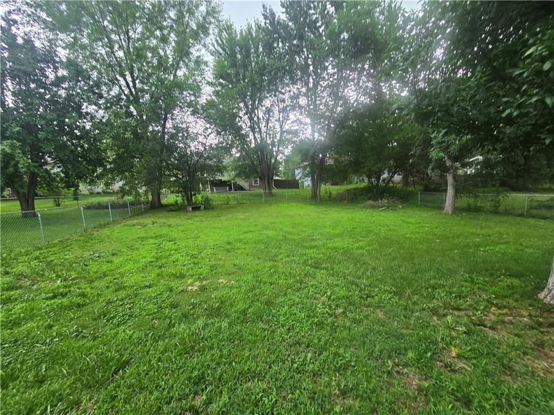 408 Creach St, Warrensburg, MO 64093
