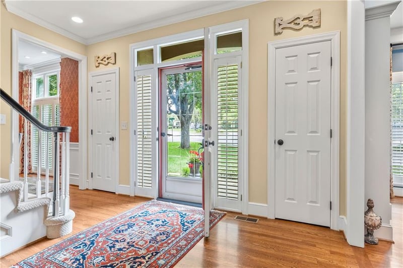 4800 W 114 St, Leawood, KS 66211