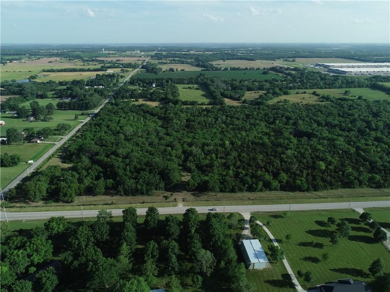 19920 Gardner Rd, Gardner, KS 66030