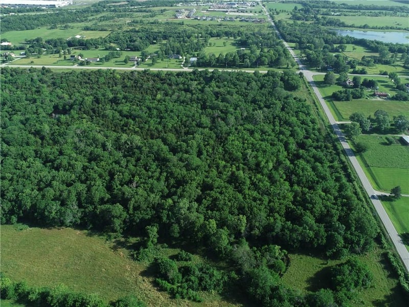 19920 Gardner Rd, Gardner, KS 66030