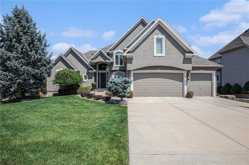 6405 N Spruce Ave, Kansas City, MO 64119
