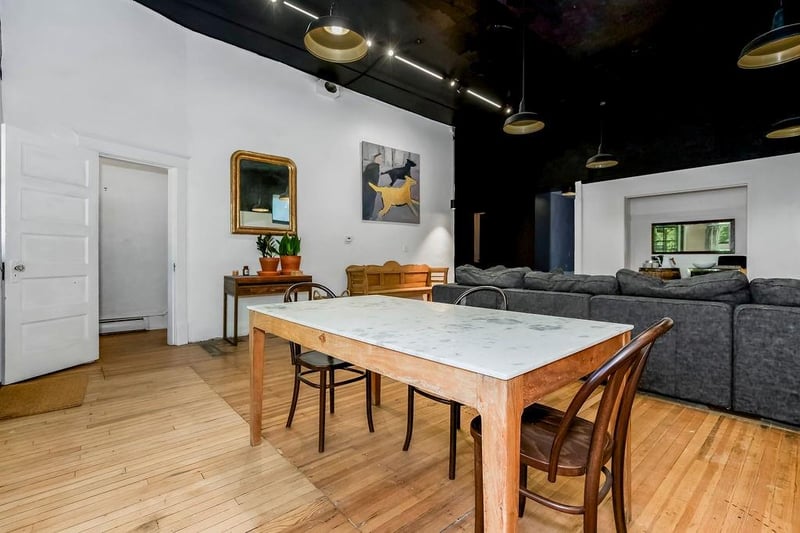 328 Monroe Ave, Kansas City, MO 64124