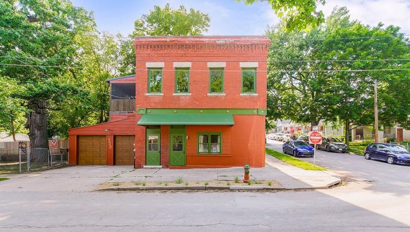 328 Monroe Ave, Kansas City, MO 64124