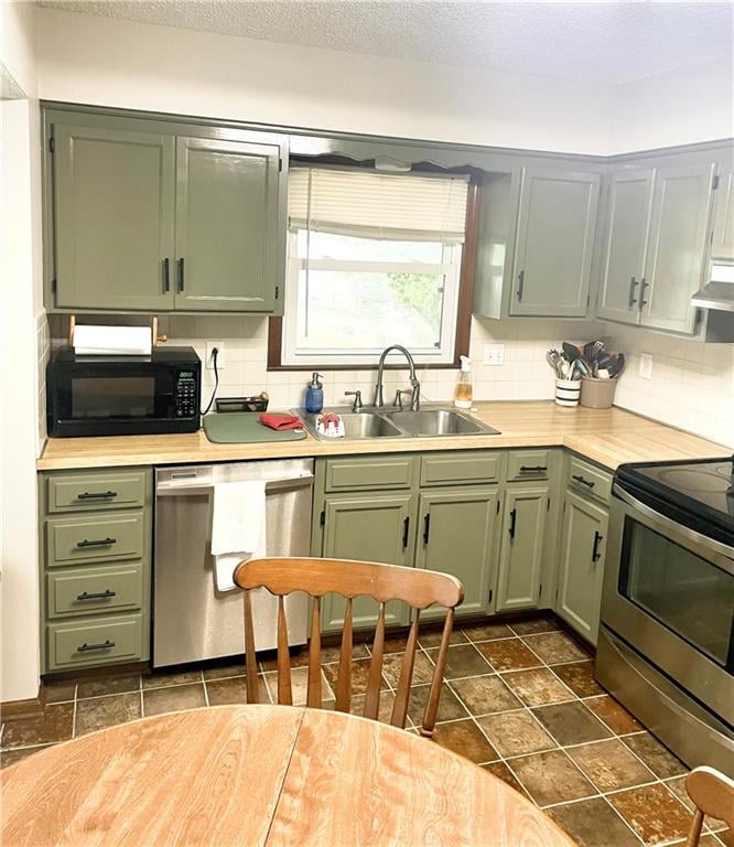 304 Independence Ave #B, Lee's Summit, MO 64063