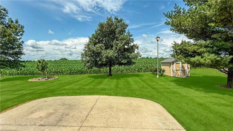1810 Southdale Ave, Maryville, MO 64468