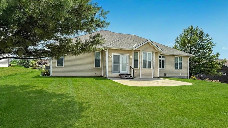 1810 Southdale Ave, Maryville, MO 64468