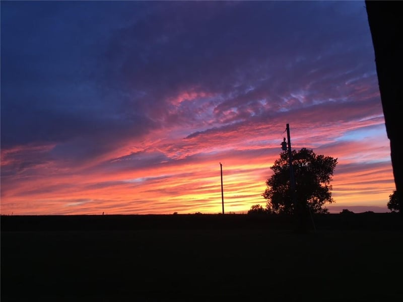 816 SW Vv Hw, Centerview, MO 64019