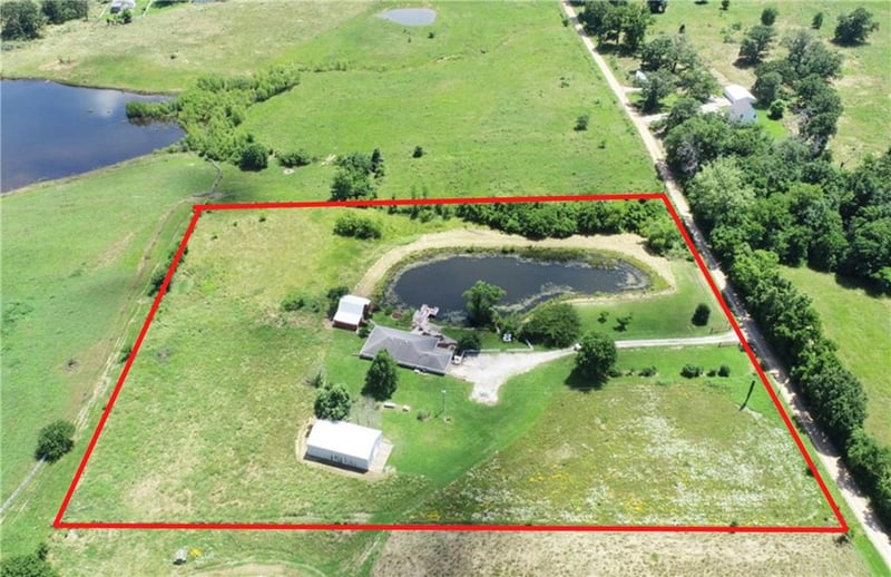 6940 SE 51 Rd, Osceola, MO 64776