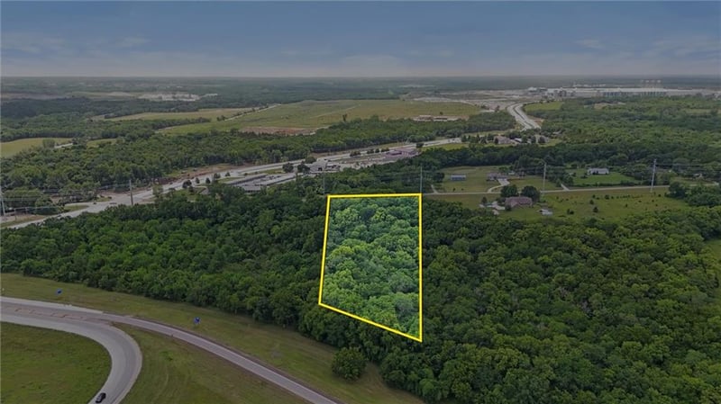 34730 95th St, De Soto, KS 66018