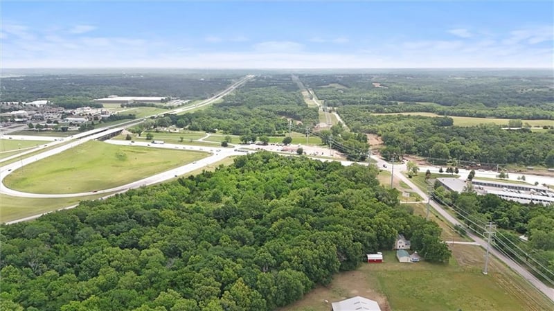 34730 95th St, De Soto, KS 66018