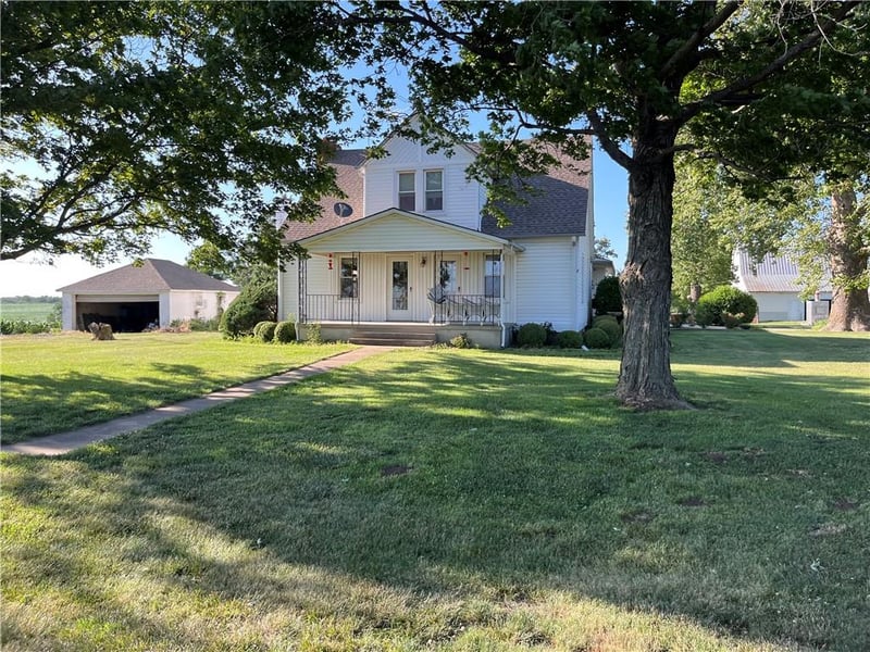 17217 Ff Hwy Hw, Higginsville, MO 64037