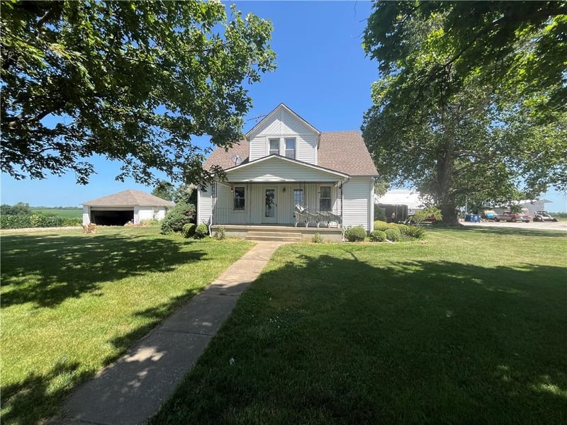 17217 Ff Hwy Hw, Higginsville, MO 64037