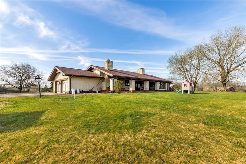 12824 Leavenworth Rd, Kansas City, KS 66109