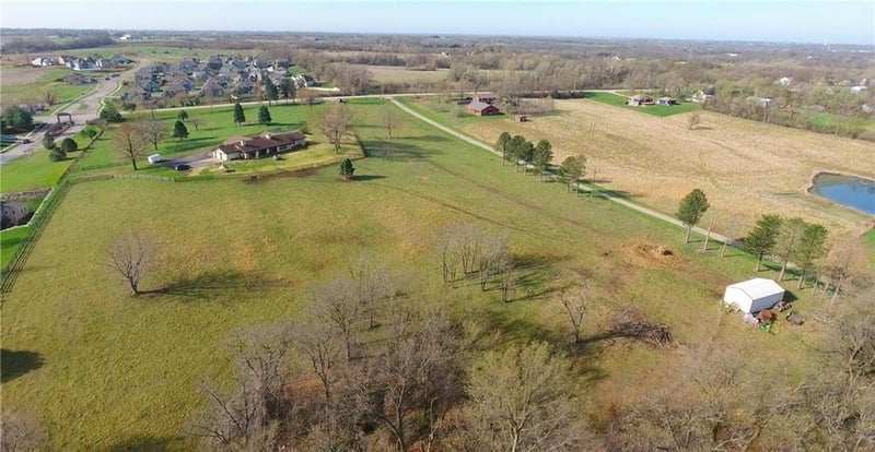 12824 Leavenworth Rd, Kansas City, KS 66109