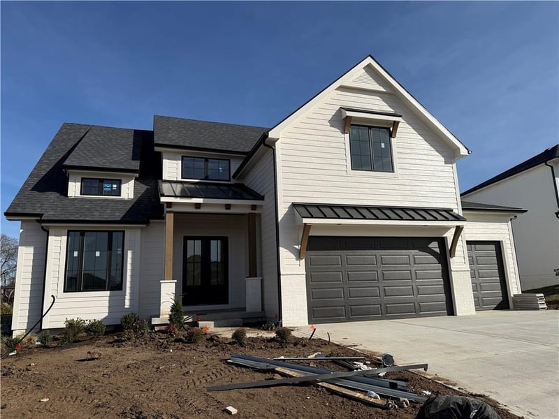 18501 Mohawk Ln, Overland Park, KS 66085