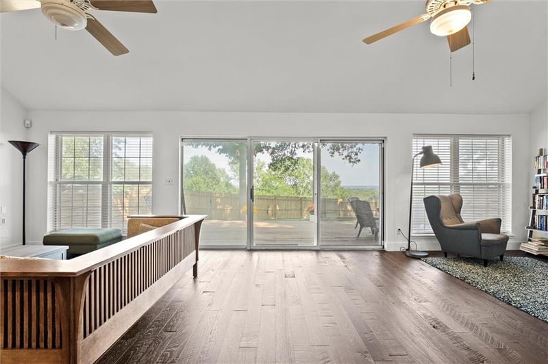 1207 S 105th St, Edwardsville, KS 66111