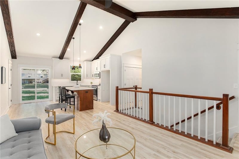 403 Mission Rd, Lee's Summit, MO 64063