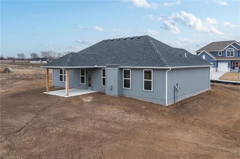 12836 Sewell Ave, Kansas City, KS 66109