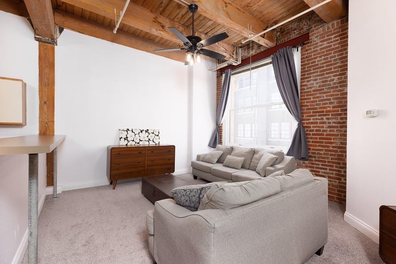 308 8th St #409, Kansas City, MO 64105