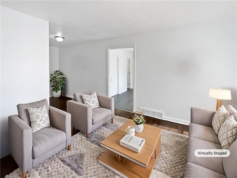 10014 Hardesty Ave, Kansas City, MO 64137