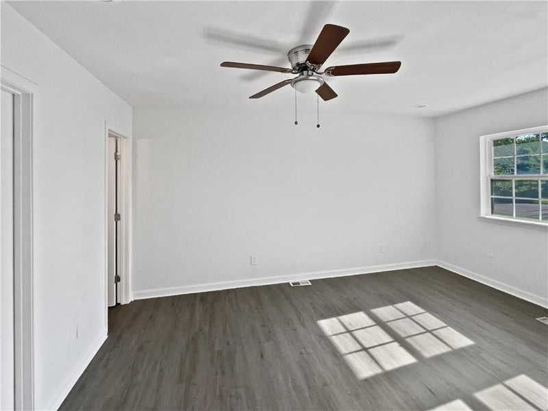 10014 Hardesty Ave, Kansas City, MO 64137