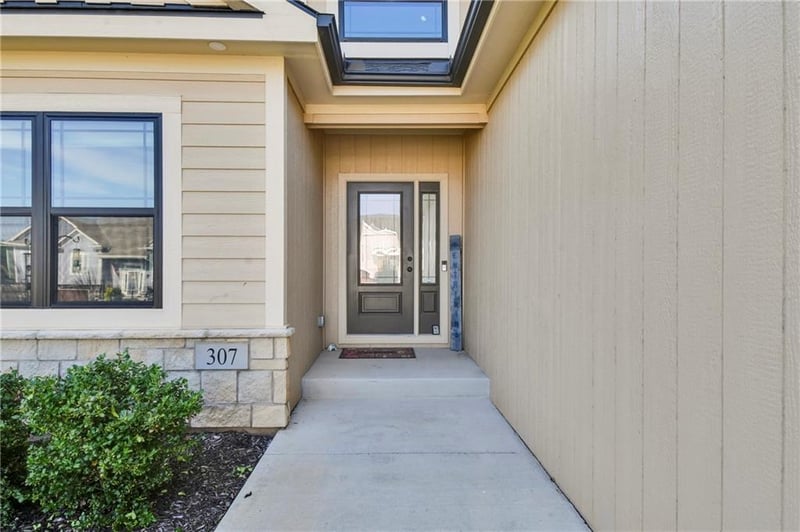 307 S Wilson St, Archie, MO 64725