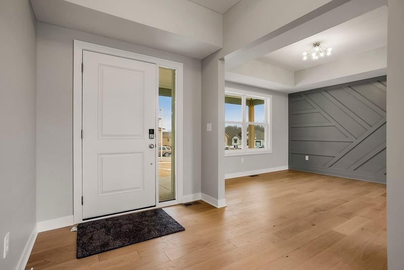 16772 Twilight Ln, Olathe, KS 66062
