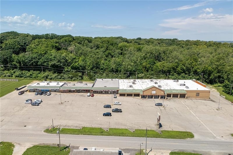 3414 22nd St, St Joseph, MO 64503